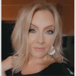 Meet your Posher, Brenna